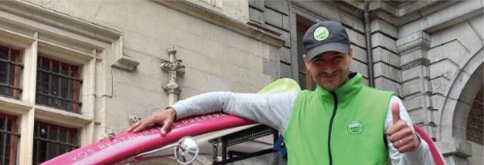 Chauffeur modèle, happymoov, le transport écologique pour tous !